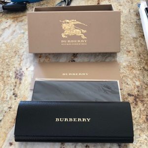 Burberry glasses case and box with cloth